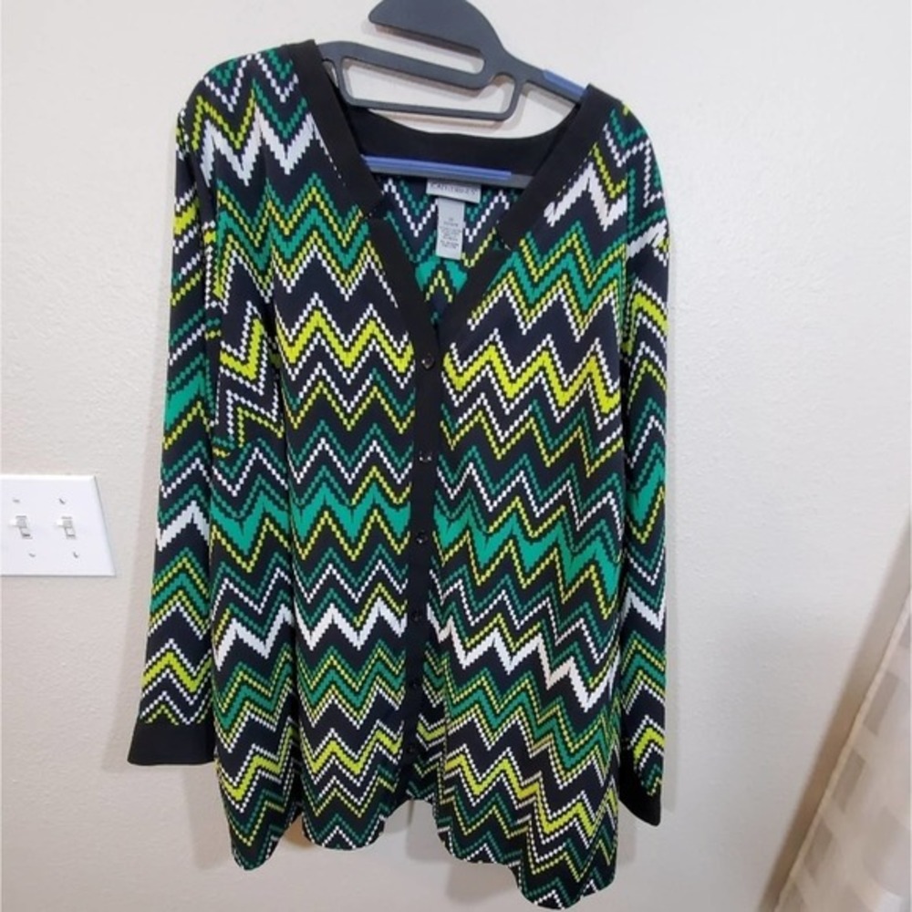 Catherine's Green‎ yellow black Chevron button down top plus size 22 24 2X